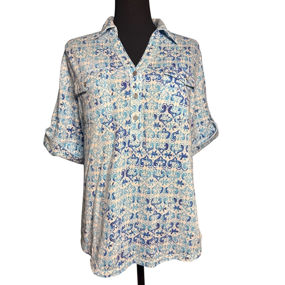 Emily Daniels Blue Damask Scroll Print Roll Tab Henley Knit Top Womens Large - Picture 2 of 5